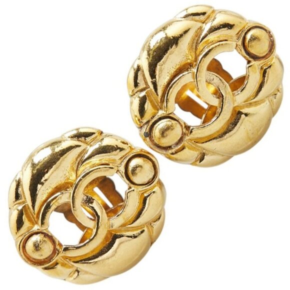 CHANEL CC Logos Round Clip-On Earrings Gold Tone 23 Auth #2230 - Picture 1 of 6